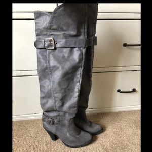“Not Rated” gray slouchy high heel boots